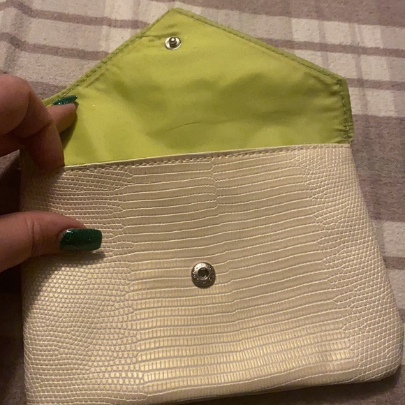 Real her eyeshadow palette - Picture 7 of 7